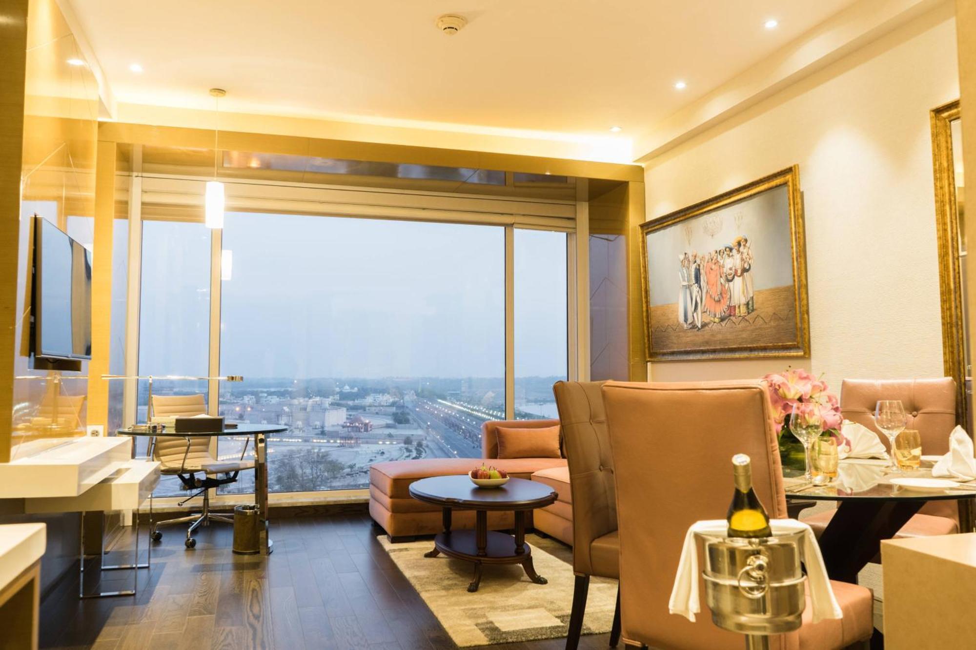 Renaissance Lucknow Hotel, Gomti Nagar Buitenkant foto