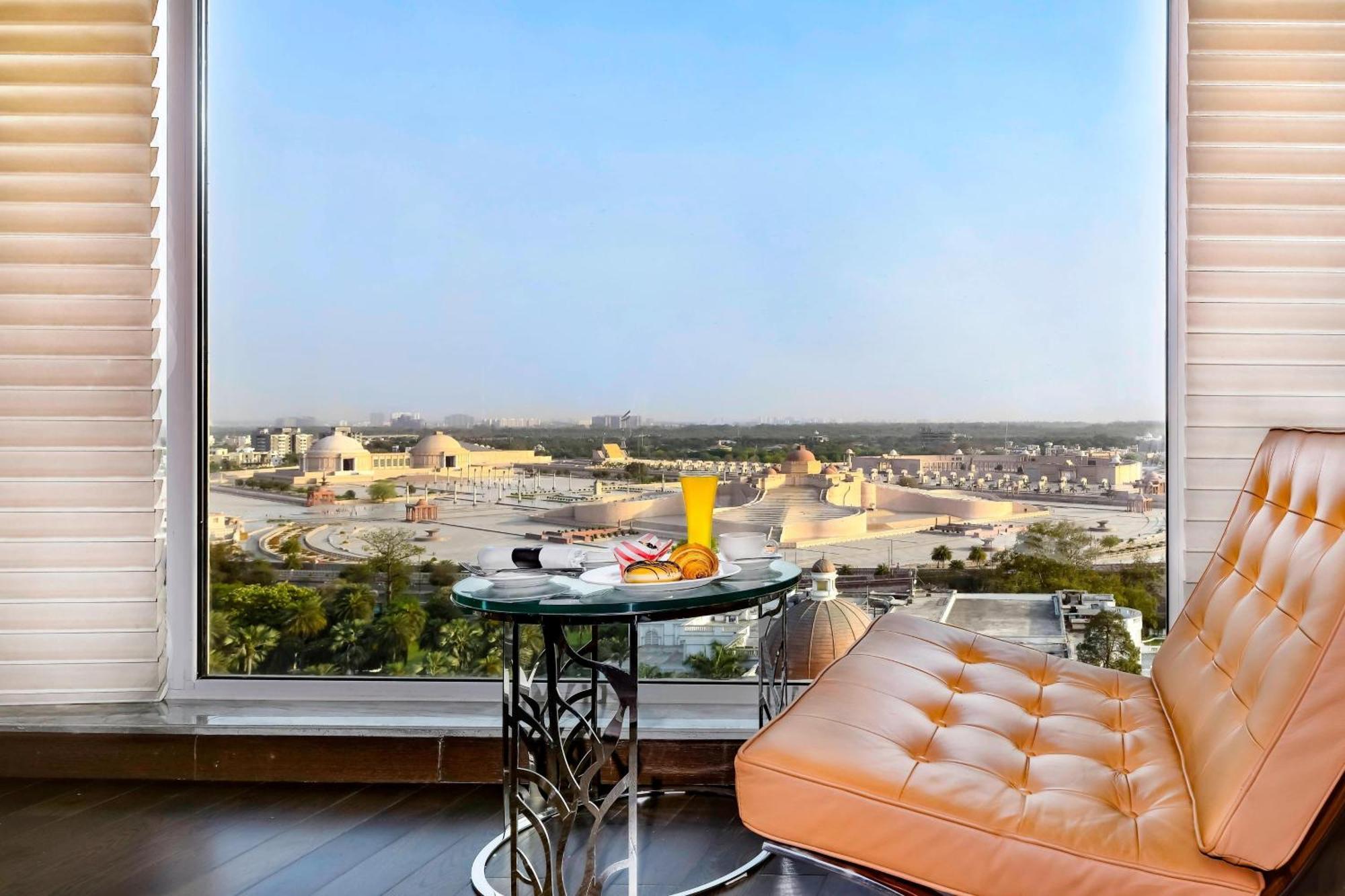 Renaissance Lucknow Hotel, Gomti Nagar Buitenkant foto